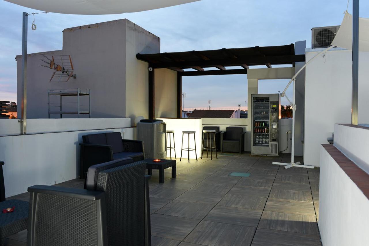Hostal Boutique El Patio Lepe Exterior photo